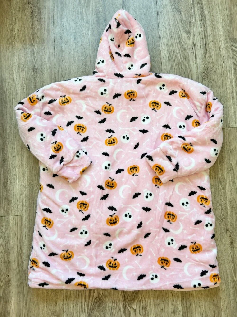 Halloween Oversized Fleece Pink Comfy Blanket Sweater Snuggie Spooky Season